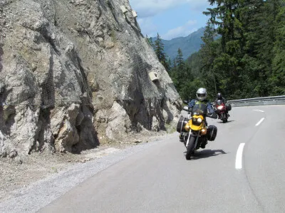 Kurvenwedeln im Namlostal Kurvenspaß im Namlostal