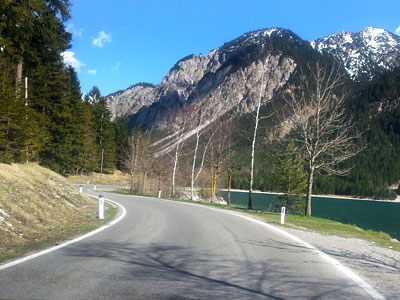 Der Plansee - Motorradtraum in Tirol