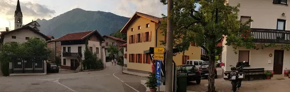 die von Napoleon erbaute Brücke über die Soča Ortsansicht vom Bergdorf Dreznica