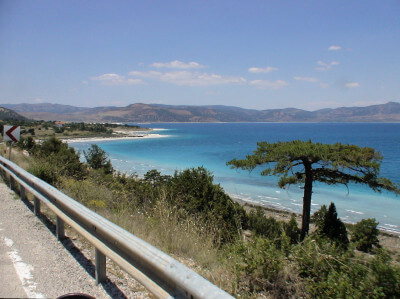 Panoramablick auf den Salzsee Salda Gölü