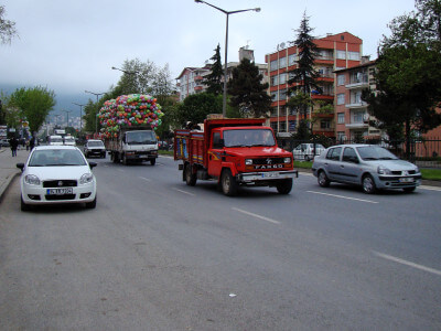 Straßenverkehr in Ordu